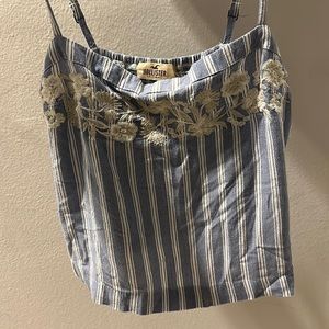 Hollister top